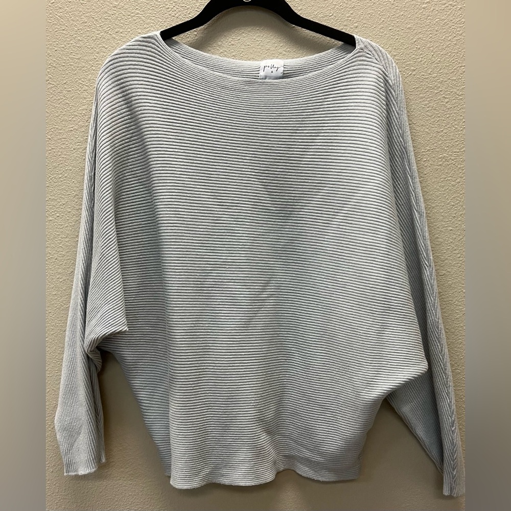 Polly Size 12  Elegant Gray Women's Crew Neck Sweater